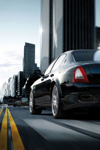 Maserati Quattroporte в городе обои