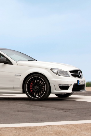 Mecedes C63 обои
