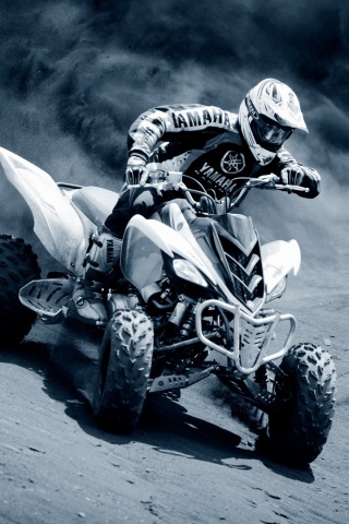 Спортсмен на квадроцикле обои