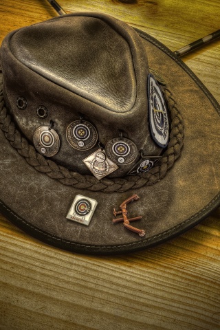 Шляпа и стрелы обои