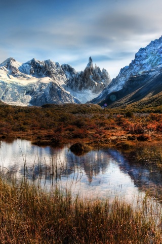 Болота на фоне гор обои