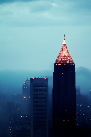 Небоскребы в тумане обои