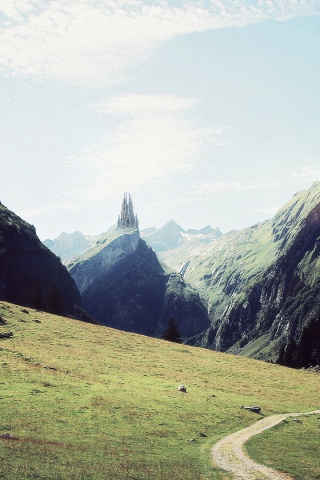 Храм в горах обои