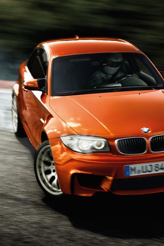 BMW M1 в заносе на треке обои