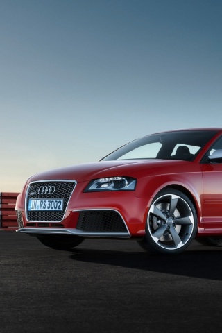 Фотосессия Audi RS3 на треке обои