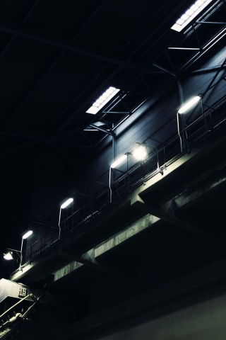 Платформа ночью обои