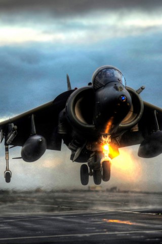 Истребитель на взлете обои