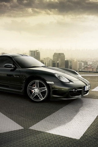 Порш на вертолетной площадке обои