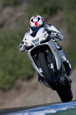 Спортбайк на козле обои