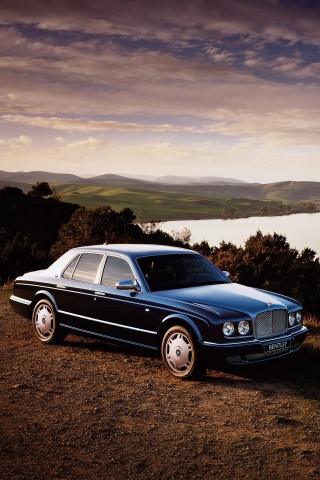 Бентли у озера обои
