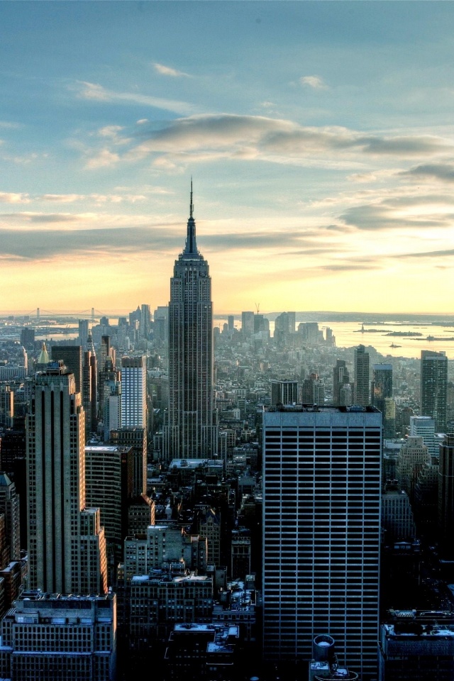 Большой город обои