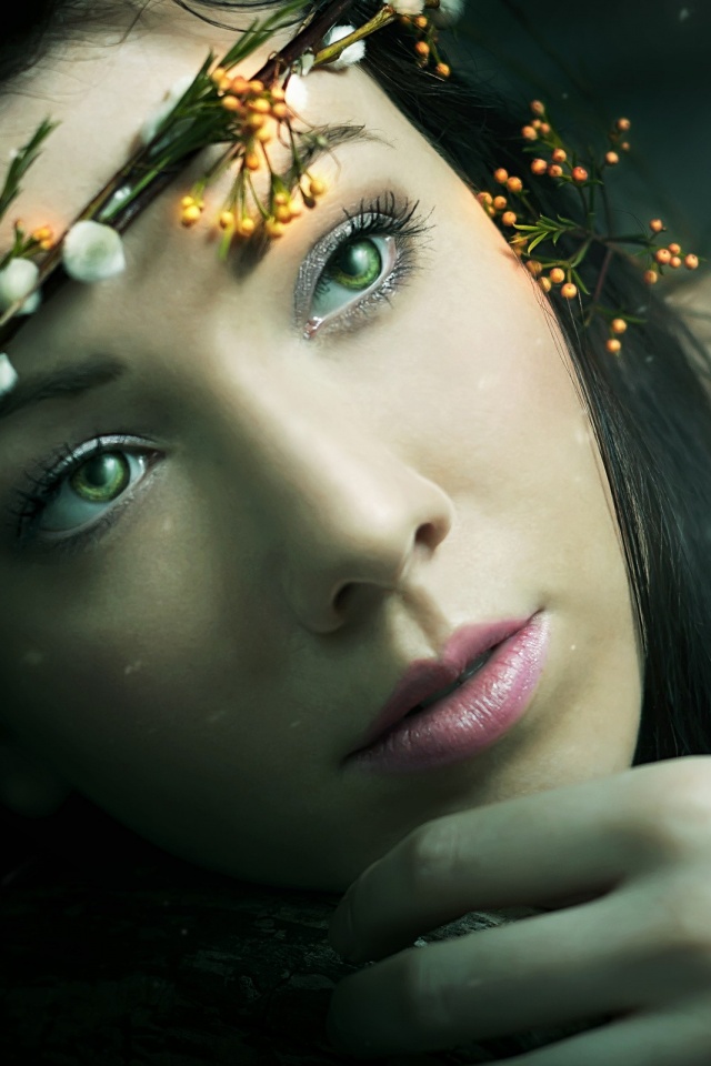 Девушка в венке обои