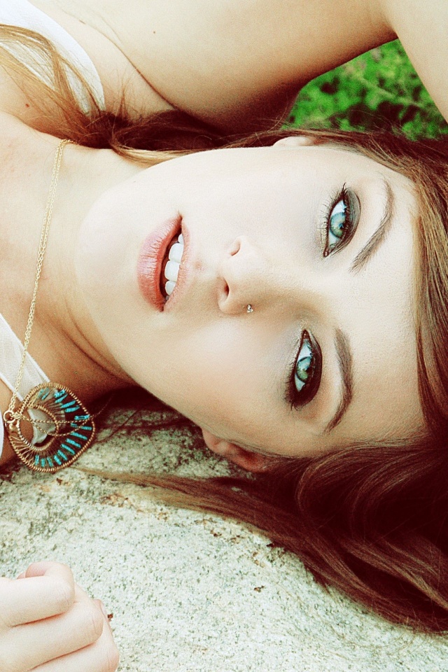 Глаза цвета моря обои