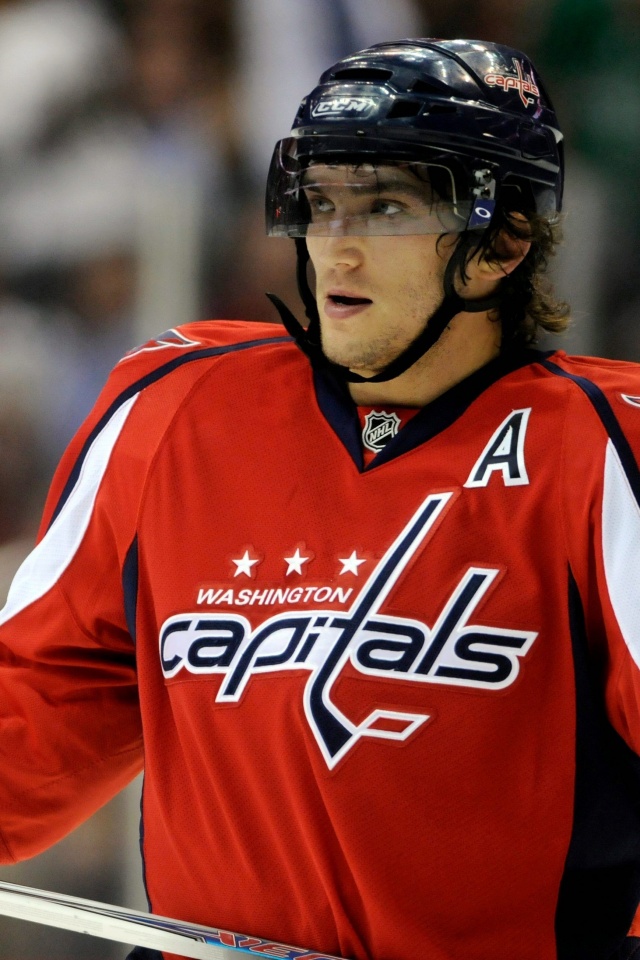 Хоккеист Александр Овечкин обои