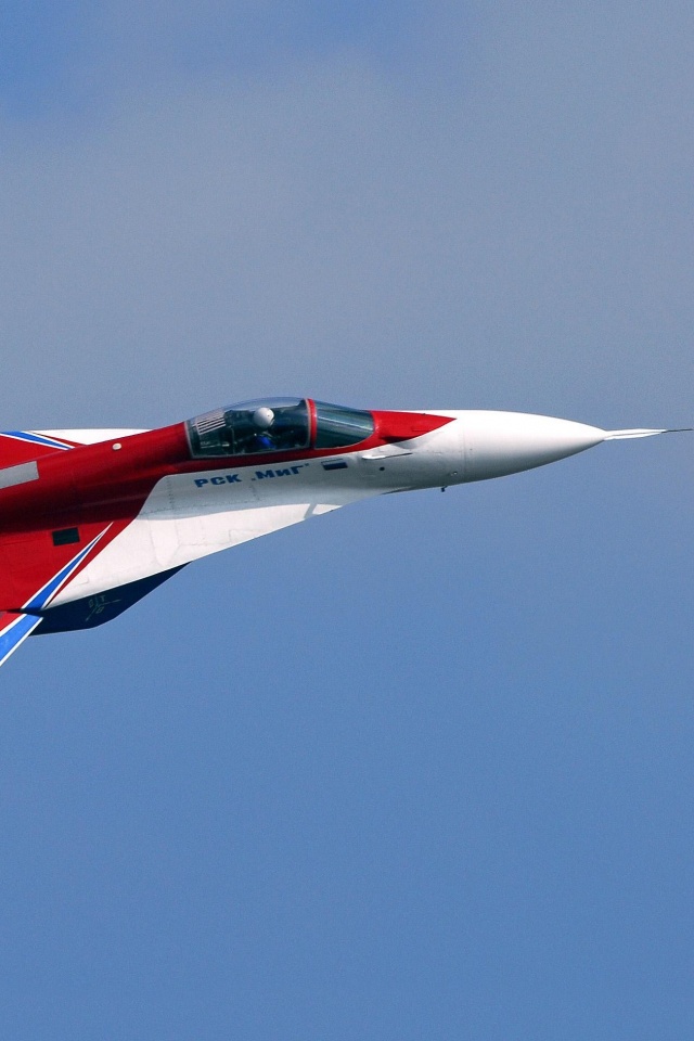 Истребитель МИГ пилотажной группы обои