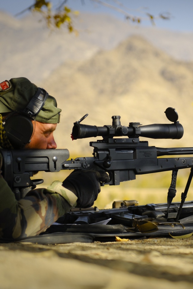 Стрелок в засаде обои