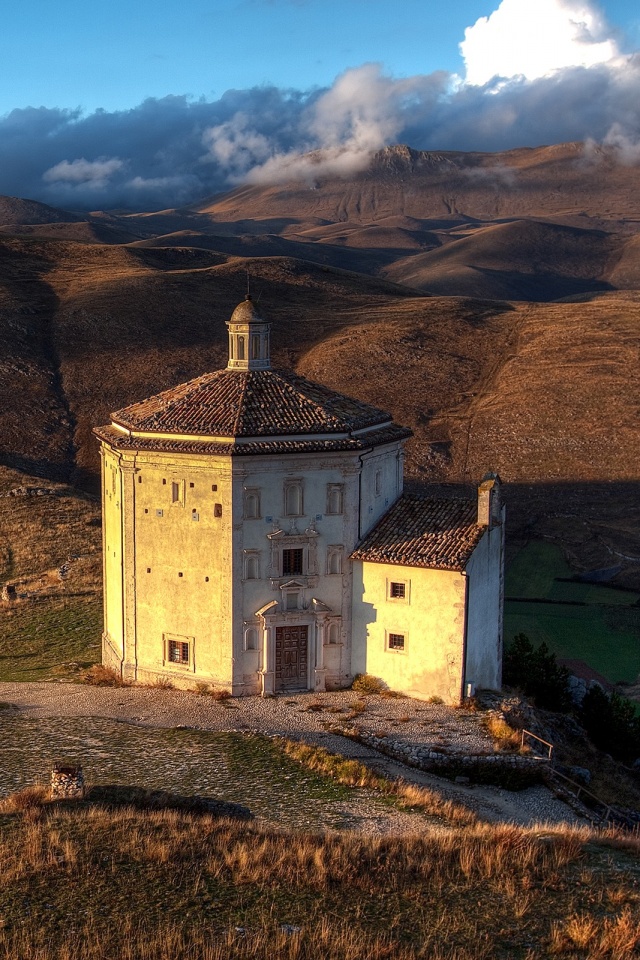 Церковь в Италии обои