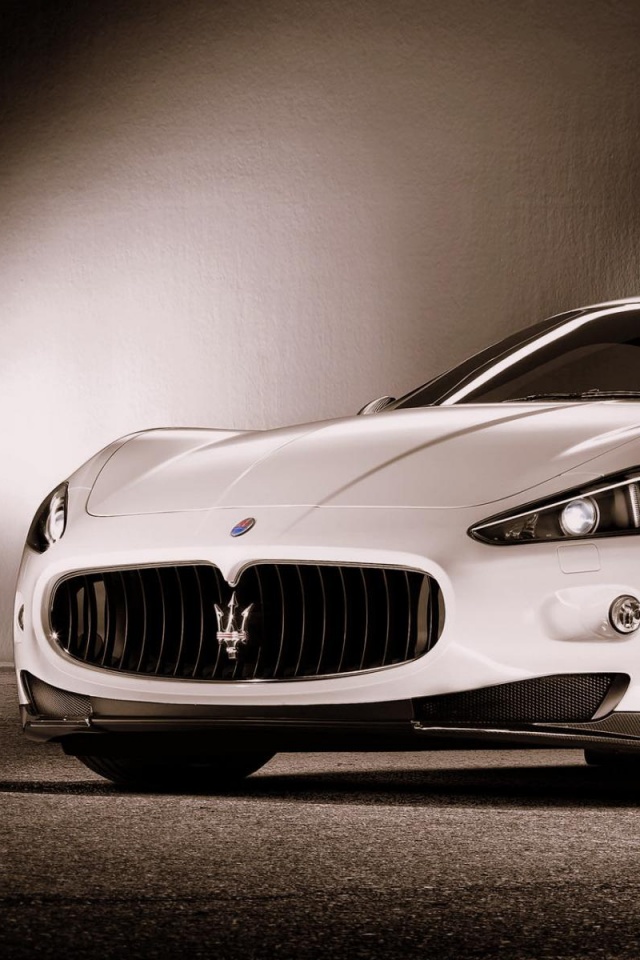 Белый Мазерати обои