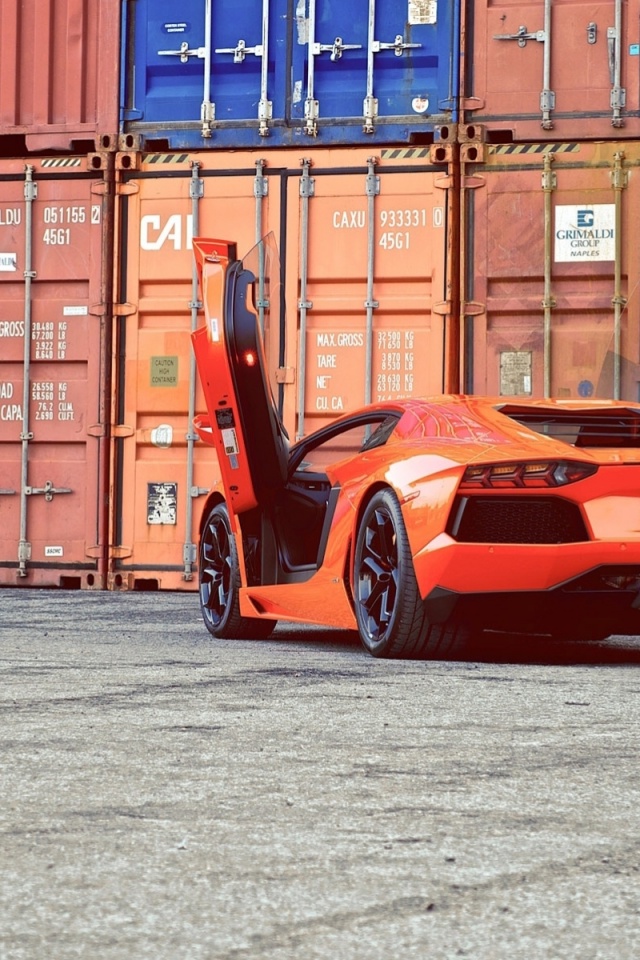 Оранжевый Авентадор обои