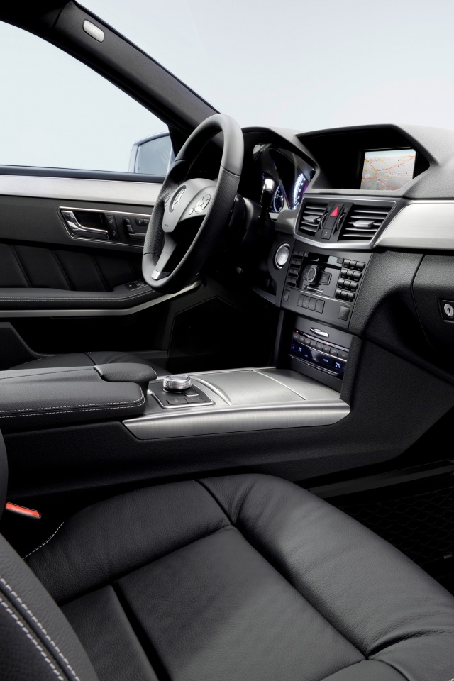 Салон мерседеса обои