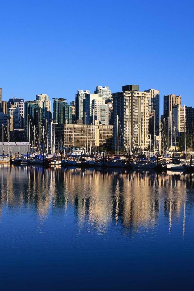 Город у воды обои