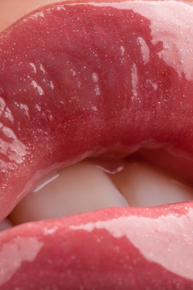 Губы с блеском обои