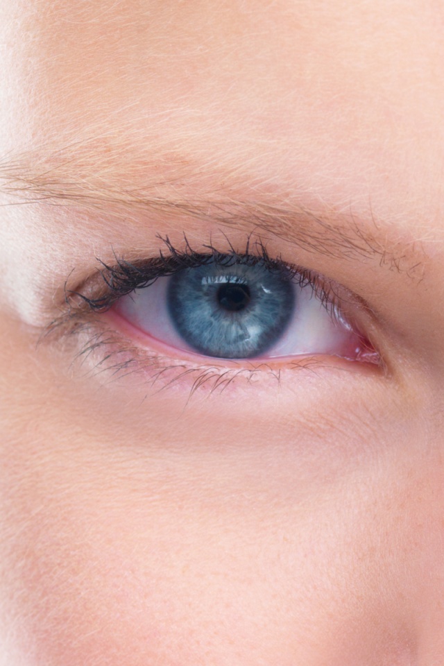 Она смотрит на тебя обои