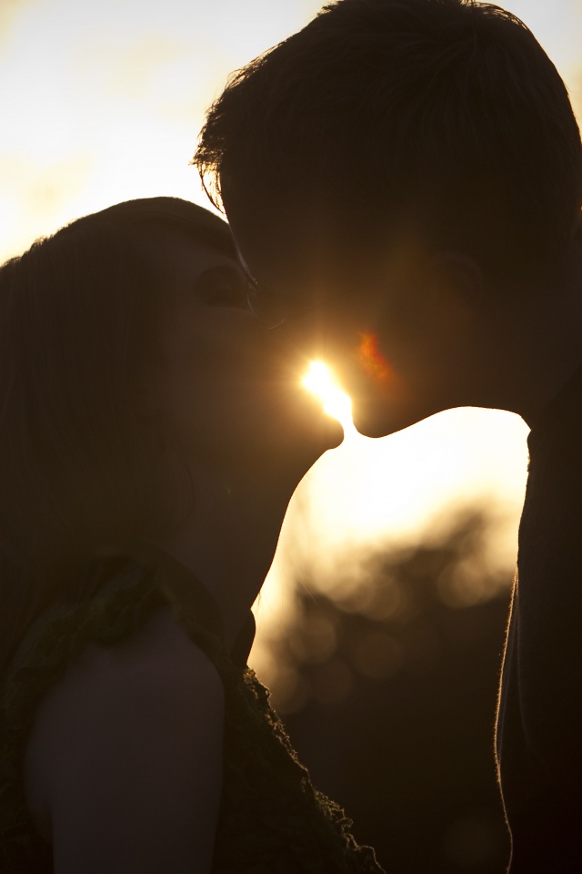 Поцелуй обои