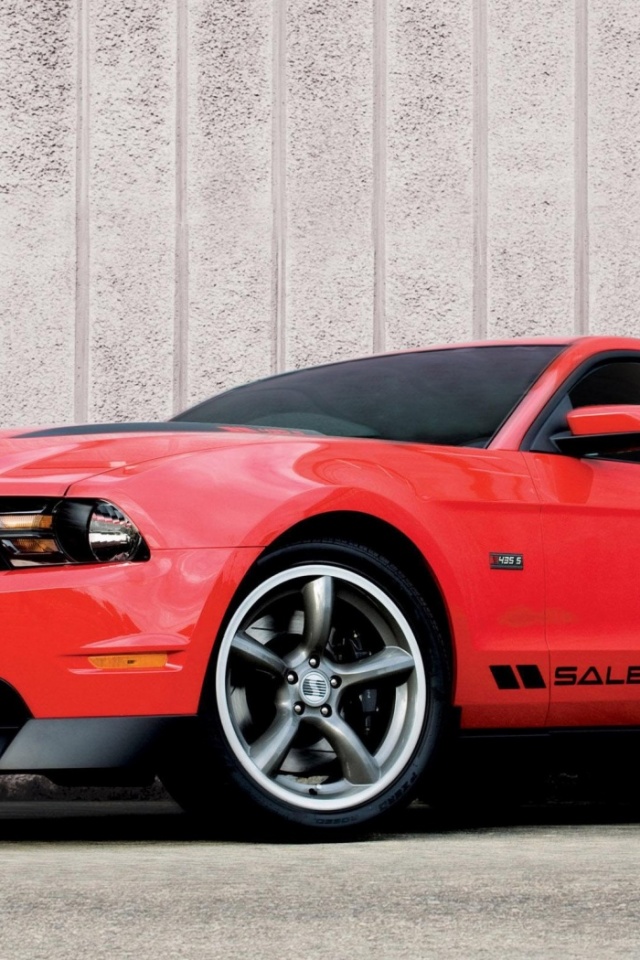 Красный Мустанг GT обои