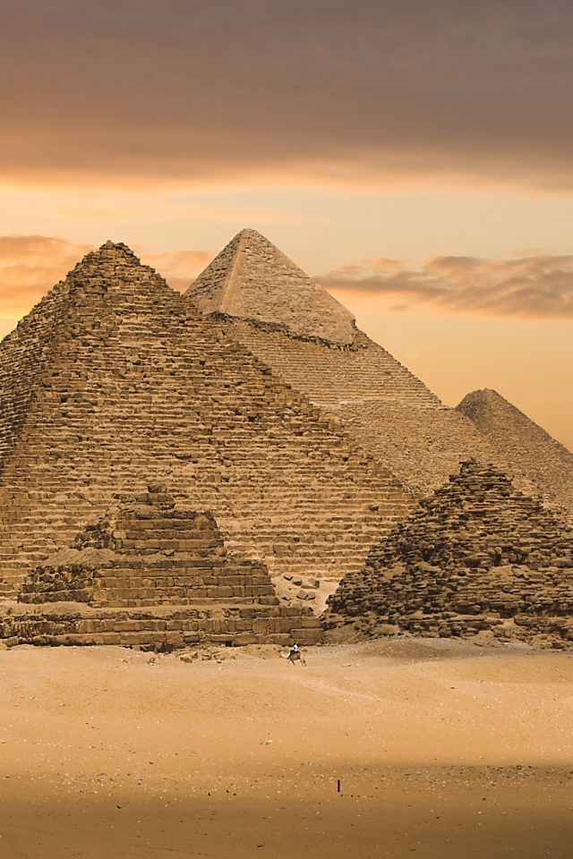 Великие пирамиды в Гизе обои