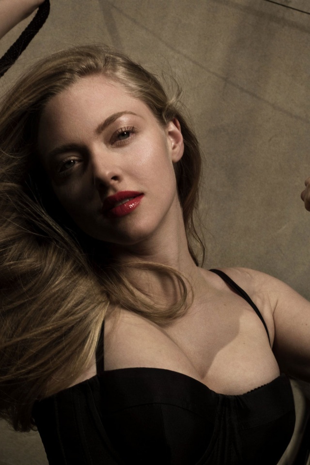 Аманда Сейфрид обои