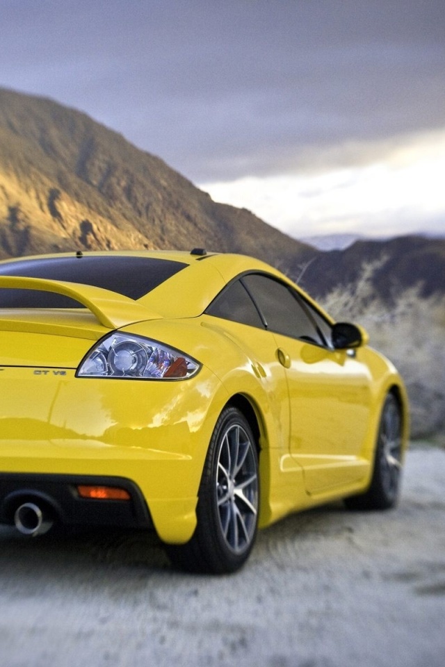 Mitsubishi в горах обои