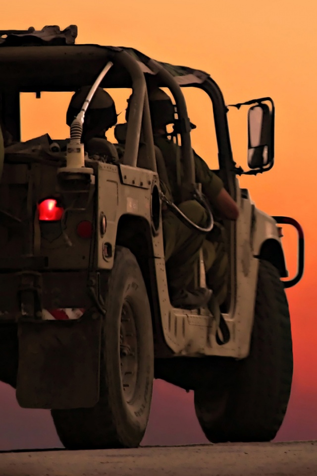 Военный Hammer обои