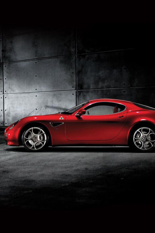 Два альфа ромео с разными кузовами обои