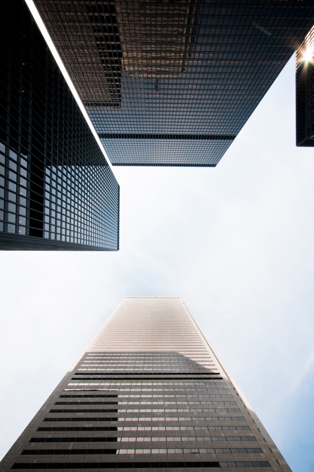 Небоскребы уходящие в облака обои