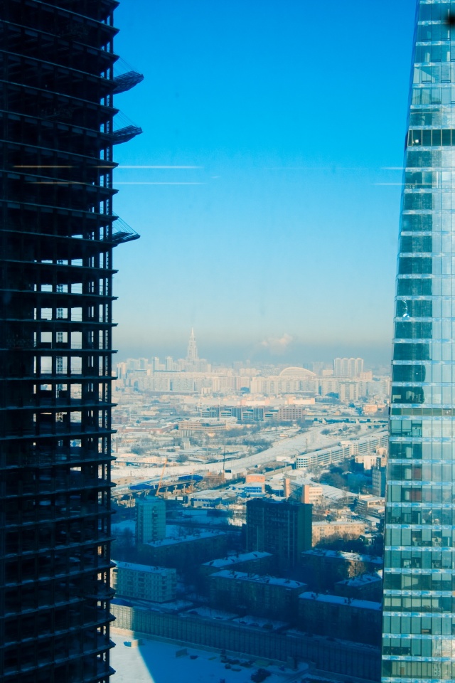 Строительство небоскреба в Москве обои