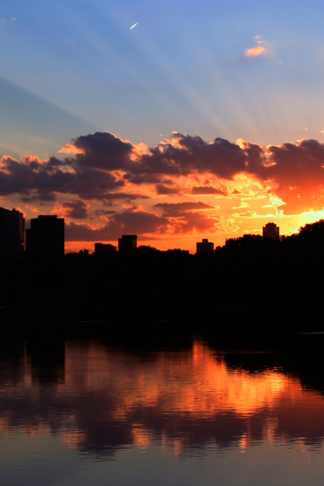 Закат над городом обои