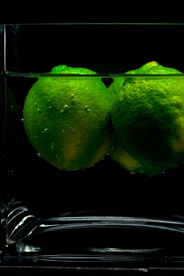 Лайм в стакане обои