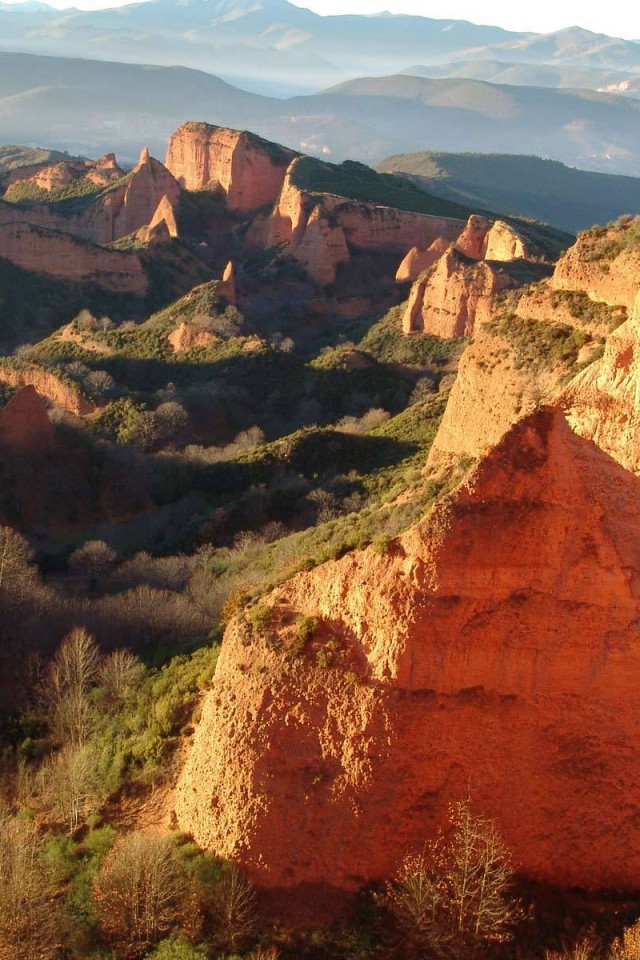 Скалы на рассвете обои