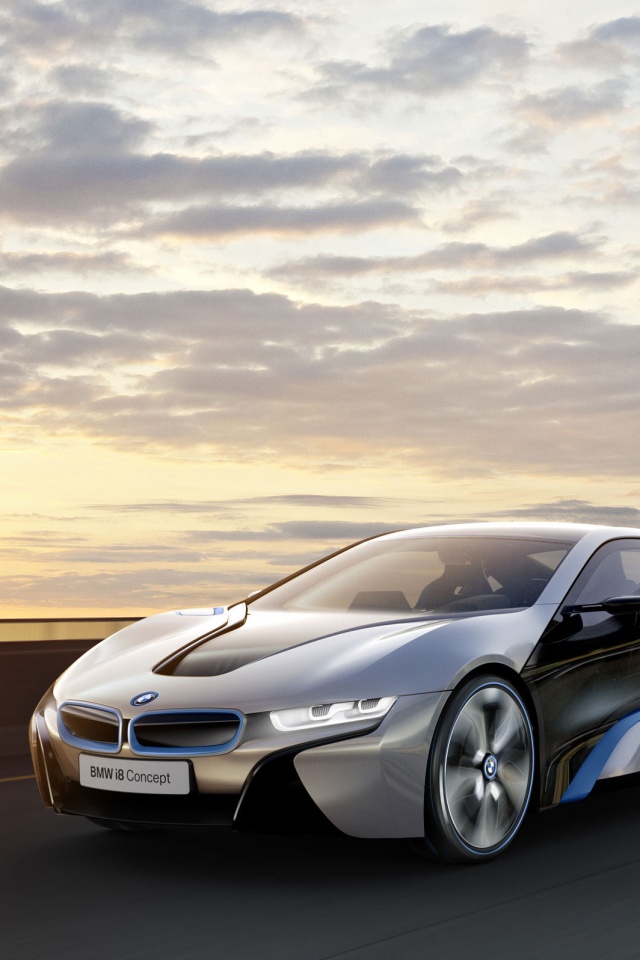 Концепт БМВ на дороге обои