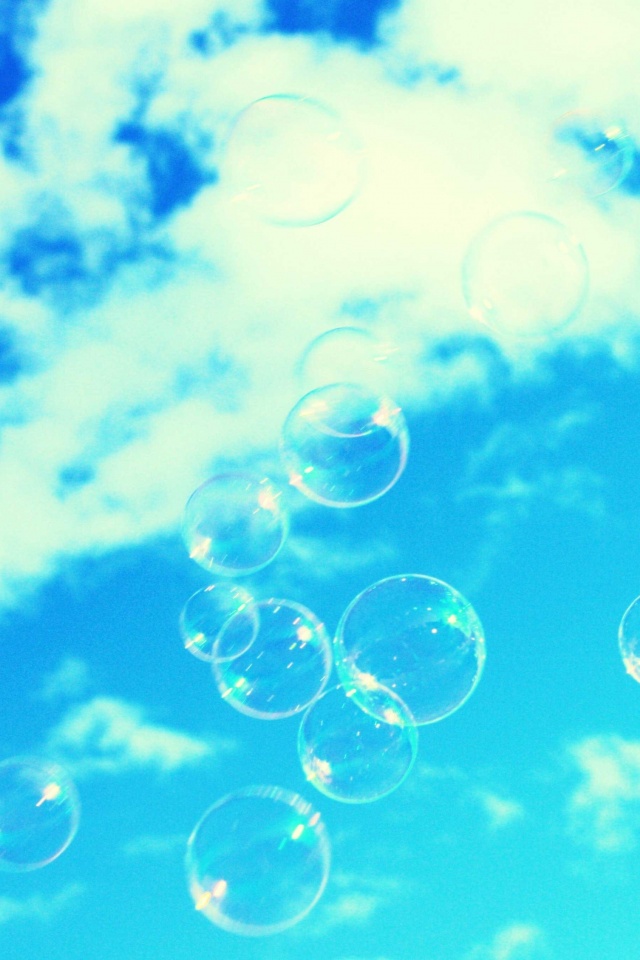 Мыльные пузыри в небе обои
