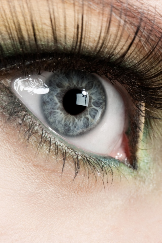 Глаза цвета стали обои