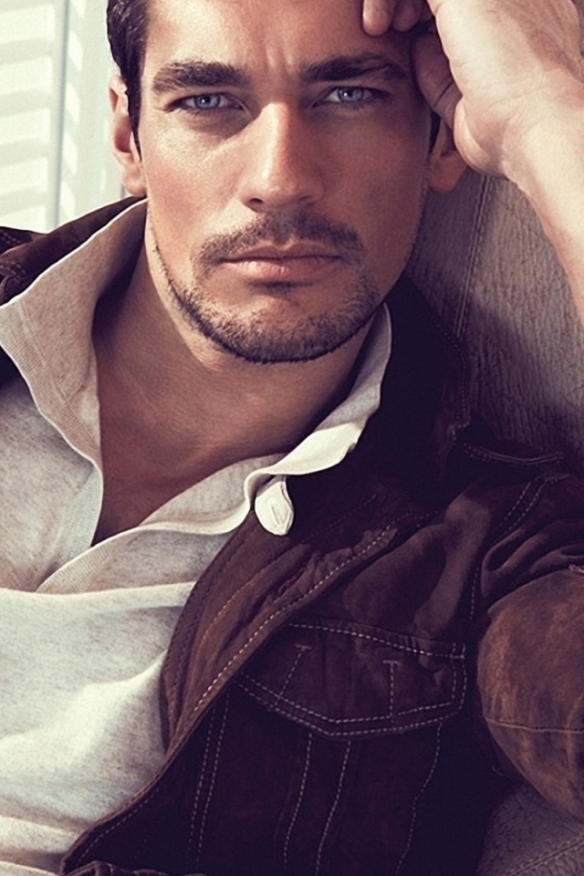 Парень в куртке обои