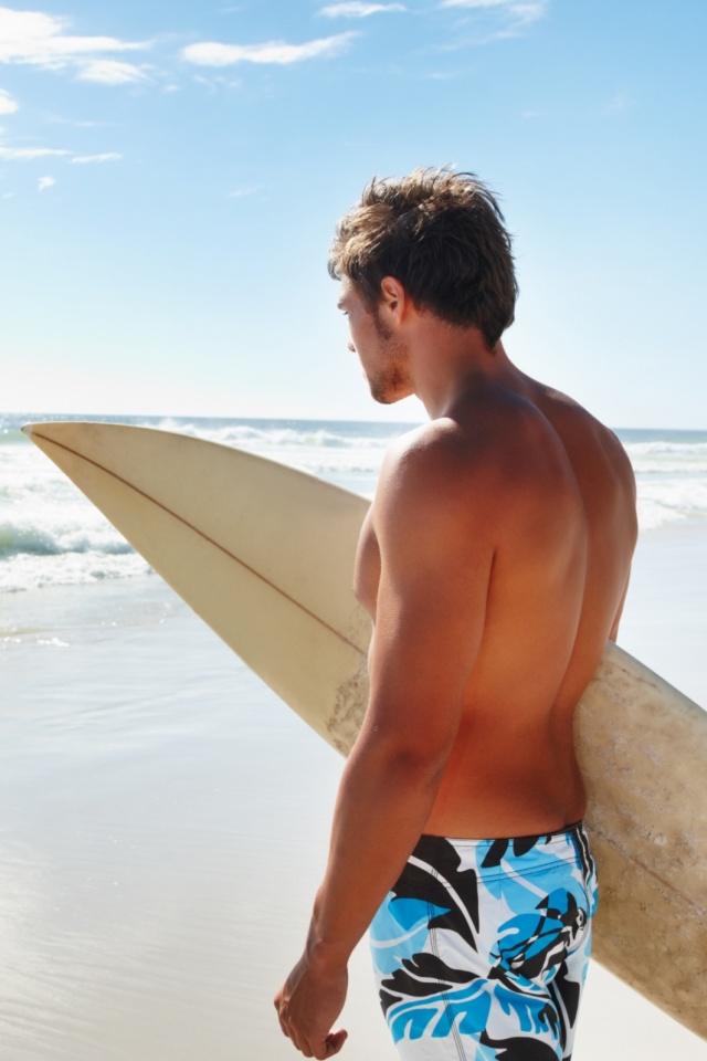 Собирается оседлать волну обои