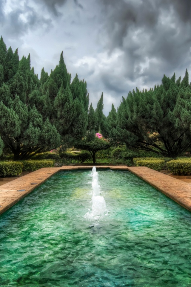 Фонтан в заповеднике обои