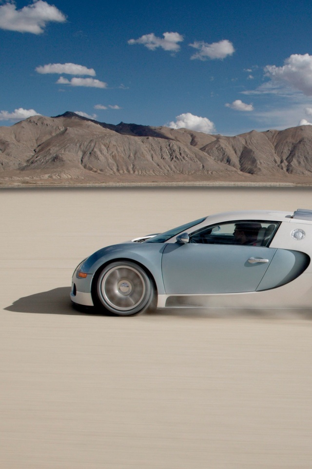 Бугатти в долине обои