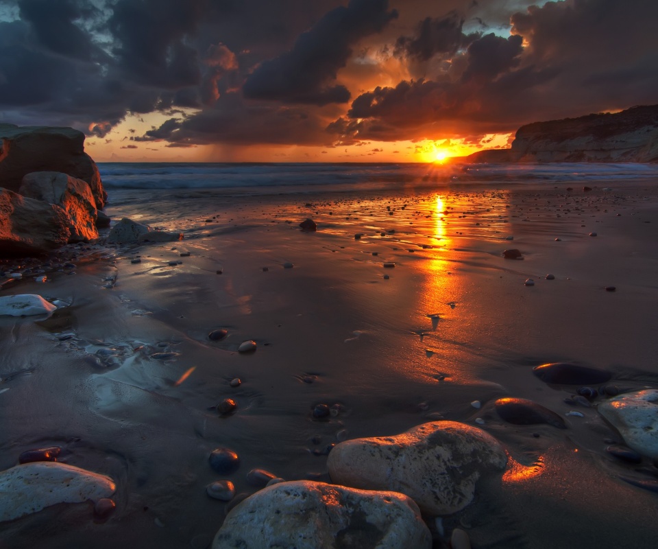 Закат солнца на пляже обои