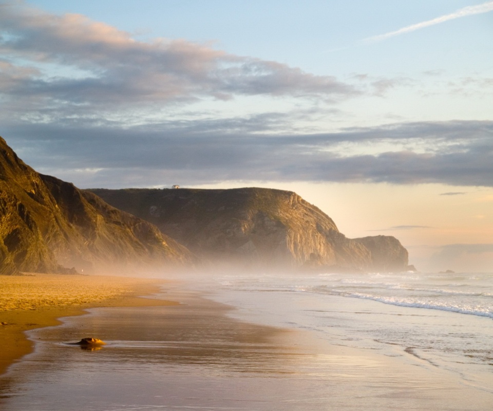 Горы уходящие в море обои