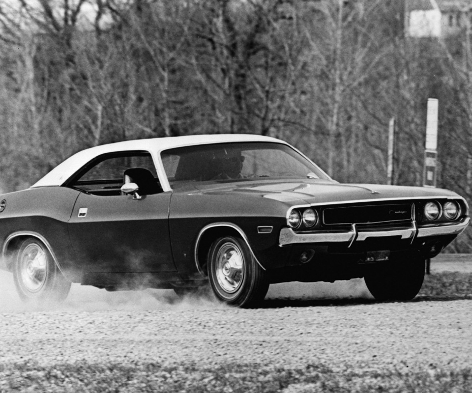 Черно-белое фото Dodge обои