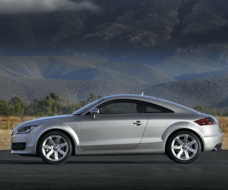 Трехдверный ауди обои